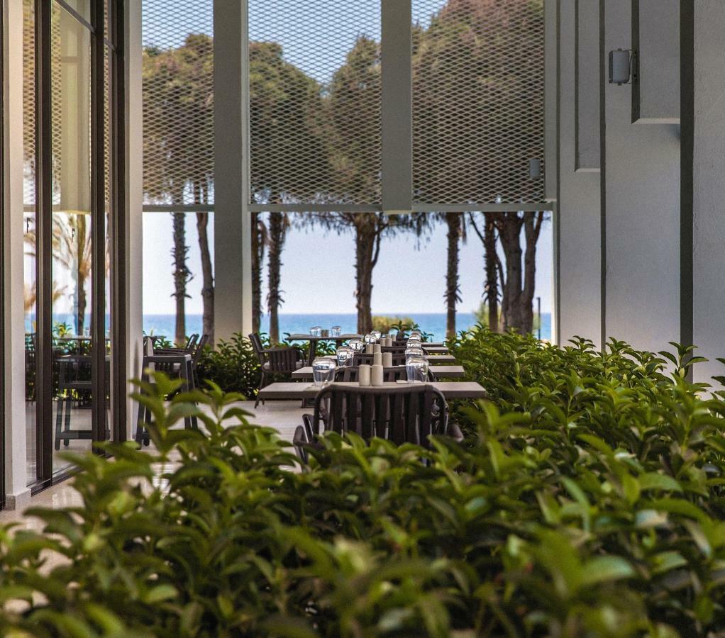 Paloma Finesse Side Hotel Luaran gambar