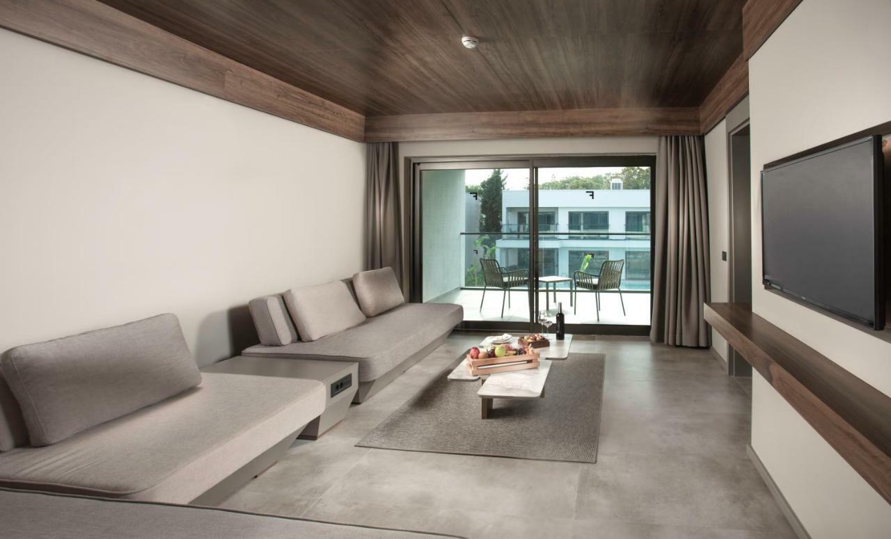 Paloma Finesse Side Hotel Luaran gambar