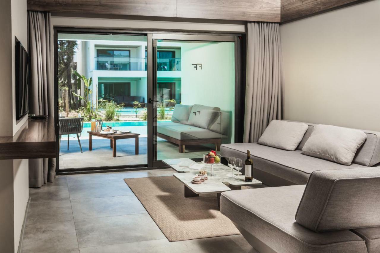Paloma Finesse Side Hotel Luaran gambar